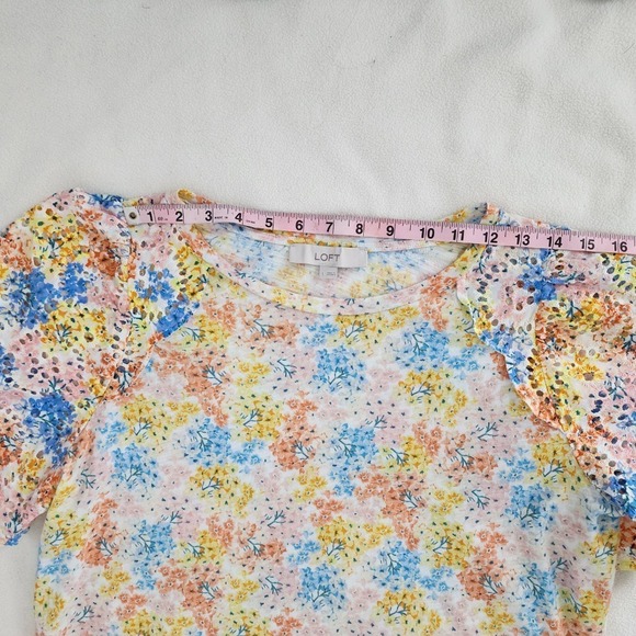 LOFT Floral Eyelet Sleeve Top Colorful Spring Blouse Women's Size L - Picture 4 of 6